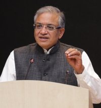 தேர்தல் ஆணையரின் சட்டமீறல் மோசடிகள்!