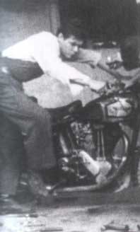 Che and Motorcycle