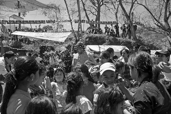 lapuyaanniversary2 600