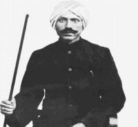 சுப்பிரமணிய பாரதியை எவ்வாறு மதிப்பீடு செய்யலாம்?