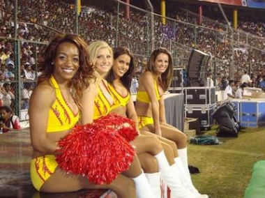 ipl_girls_370