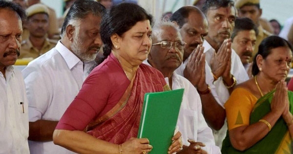 sasikala and ops 615