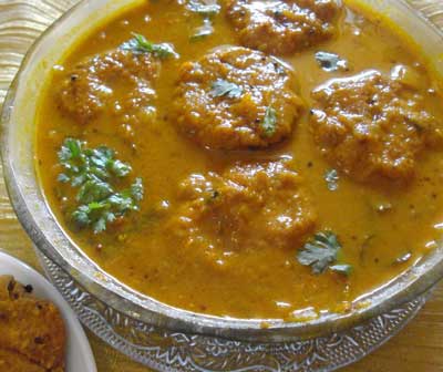 masal_vadai_gravy