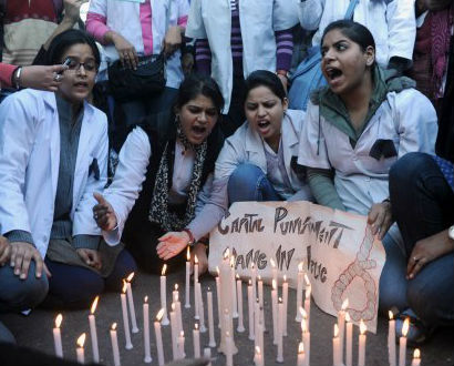 delhi_gang_rape_agitation_400