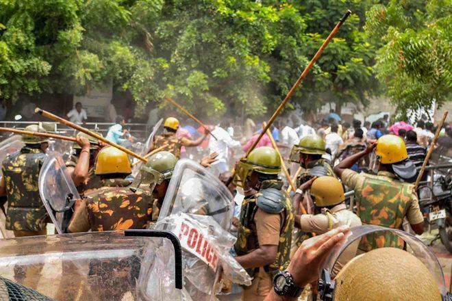 Tuticorin sterlite police attack