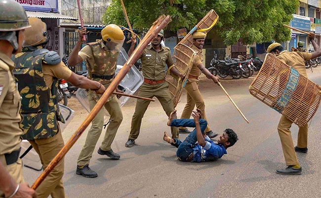 anti sterlite protest police action