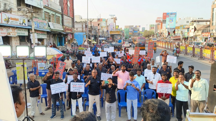 dvk agitation against sankarachari