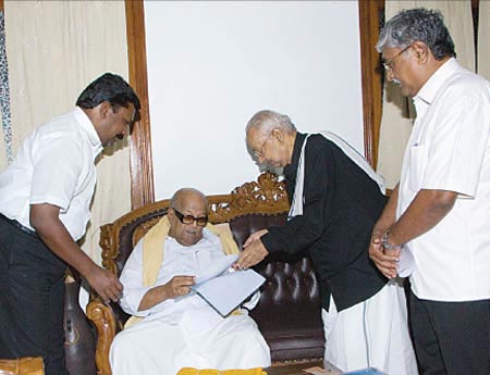 karunanidhi_subavee