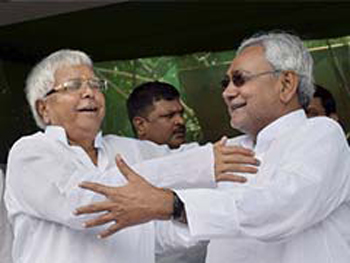lalu nitish 350