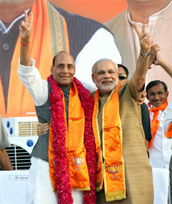 modi rajnathsingh 400