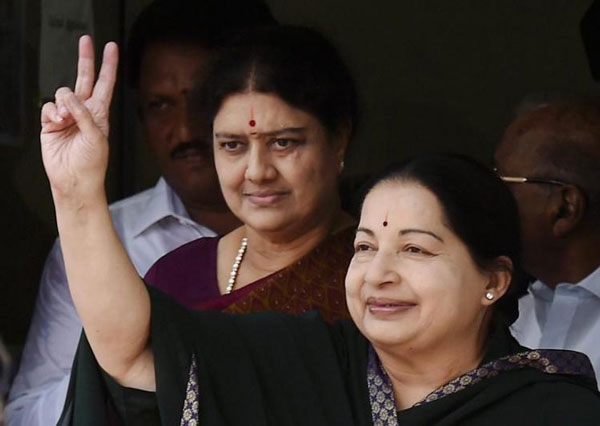 jayalalitha and sasikala 500