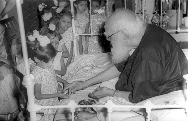 periyar with children