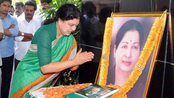 sasikala and jayalalitha photo