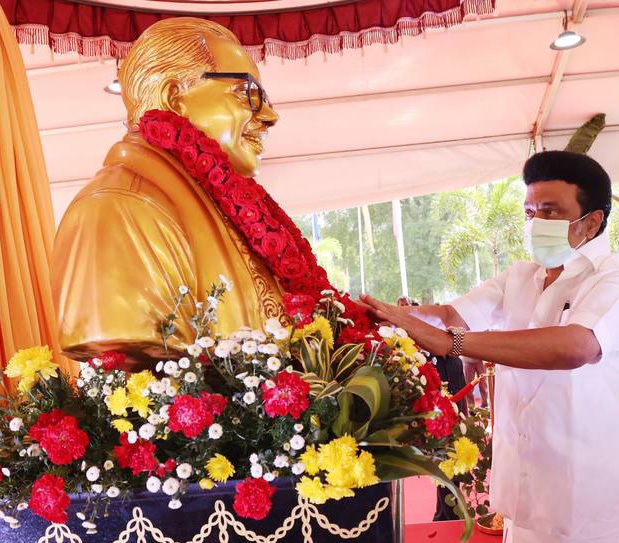 mk stalin tributes nedunchezhiyan statue