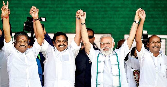 modi with leaders aiadmk