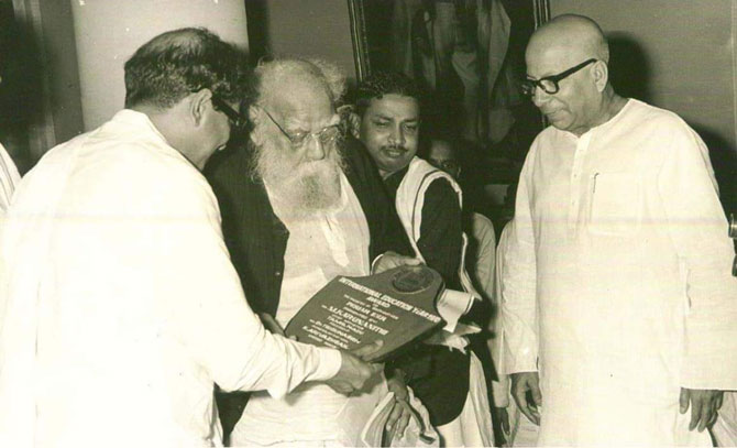 periyar karunanidhi and veeramani copy