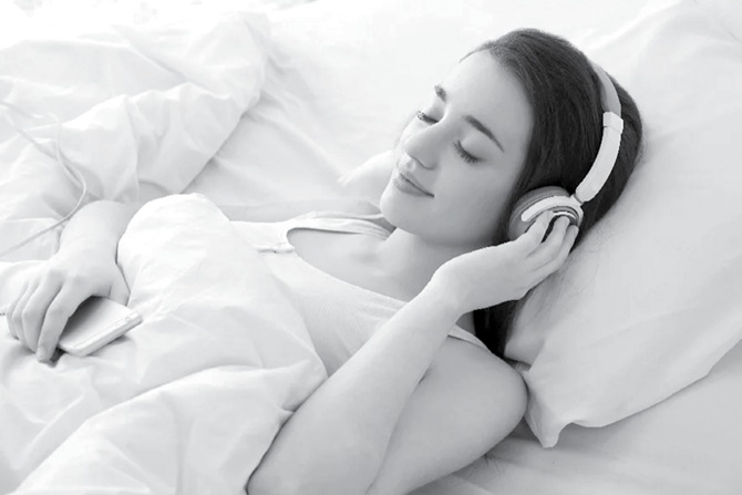 lady listening music