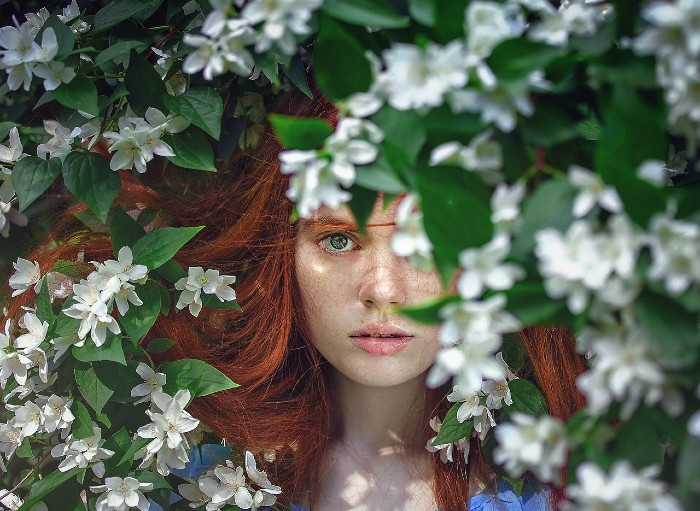 lady with flowers