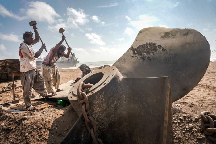 ship breaking