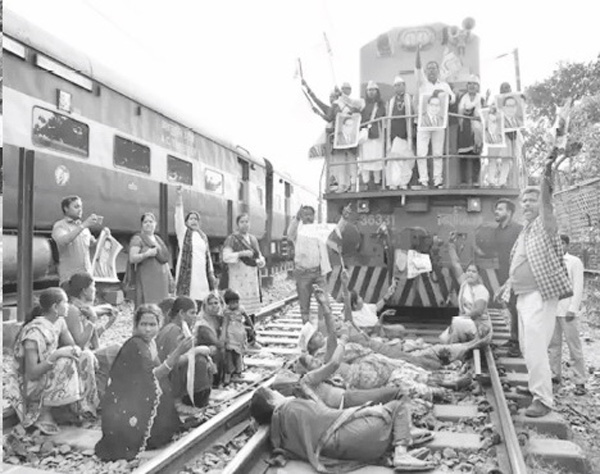 dalit strike 1 600