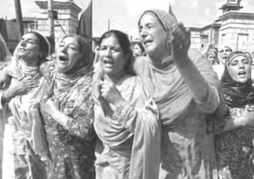 kashmir_muslim_370