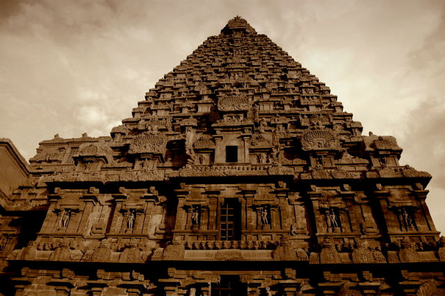 tanjore temple 640