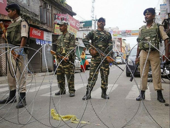 kashmir army jawans