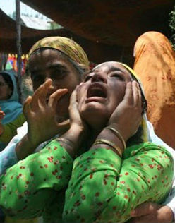 kashmir_women_340