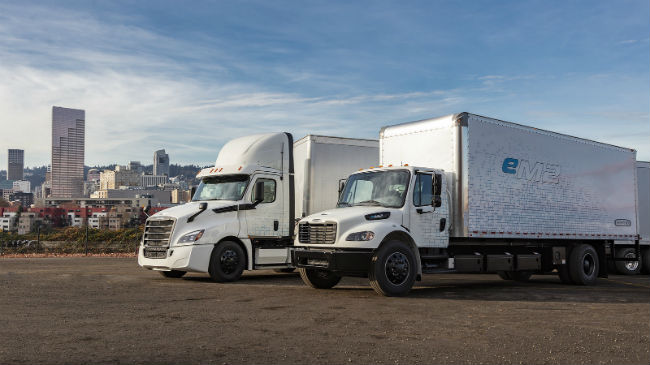 electric trucks ecascadia and m2 daimler