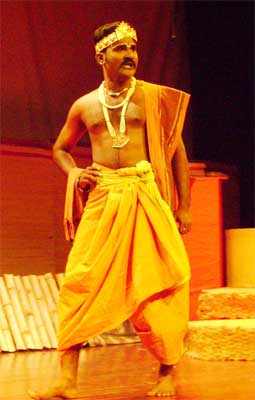 Pralayan's Drama 'Pari Padu Kalam'