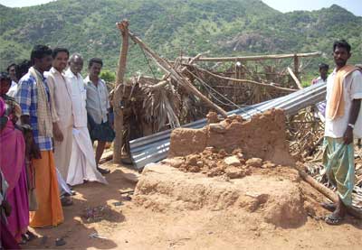 Uthapuram_Pillais_at_Dalit's Fields